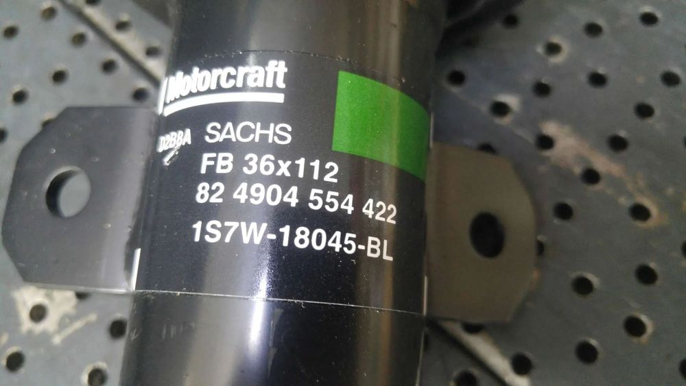 Amortizor dreapta fata ford mondeo 3 b5y 824904554422