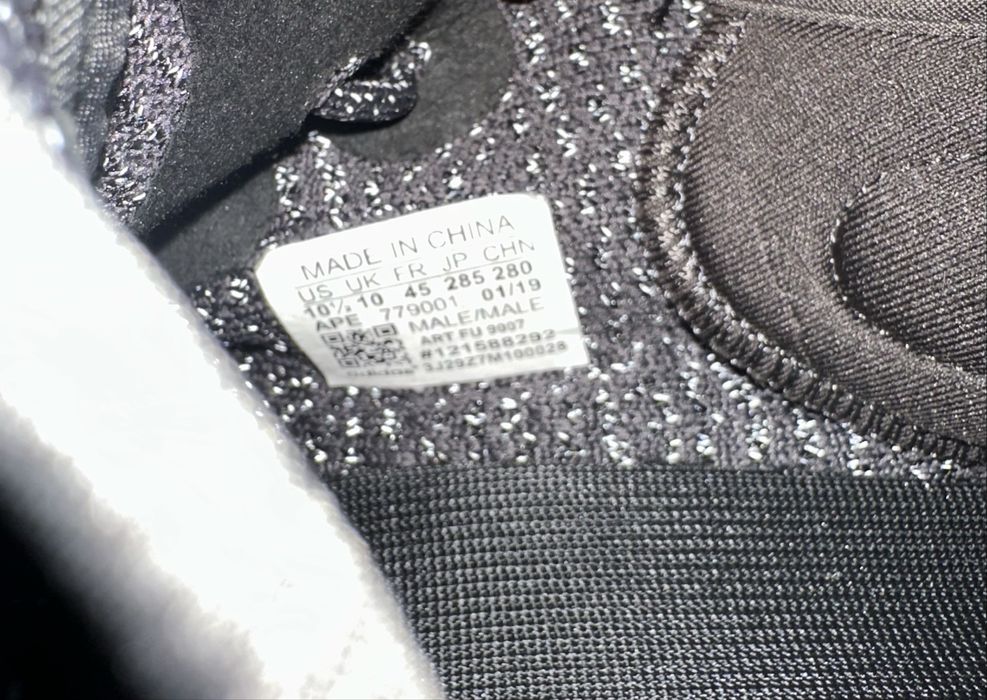 Addidas yeezy boost 350 black/reflective