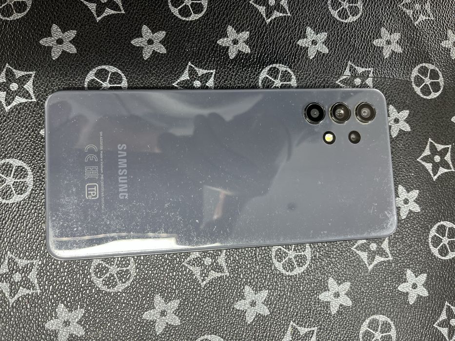 Самсунг а32 на 128гб