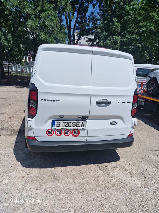 FORD Transit Custom 2025 — imagine 5