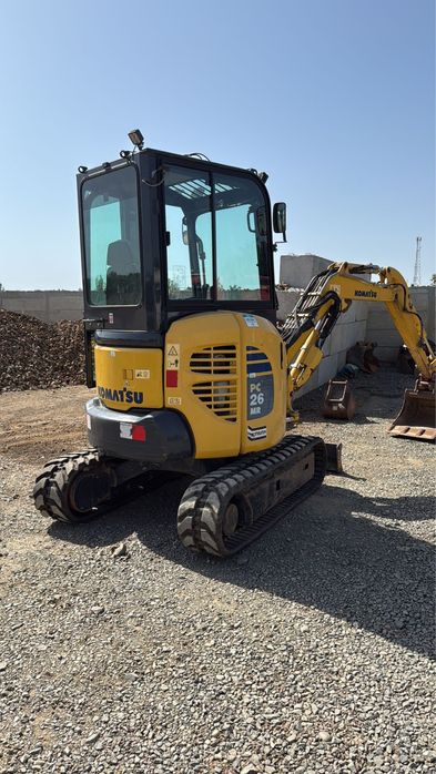 Vand Komatsu PC26