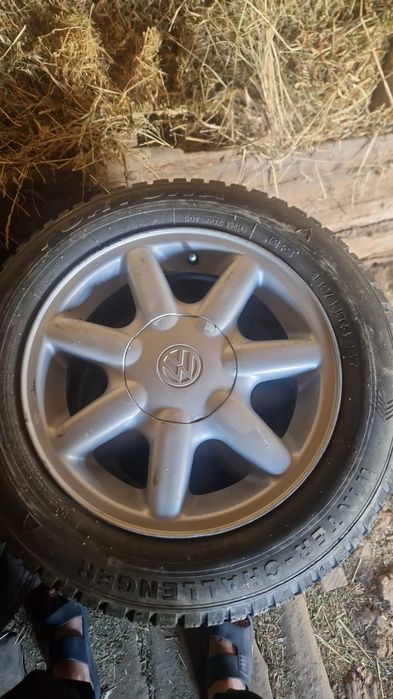 Продается диски с шинами R14