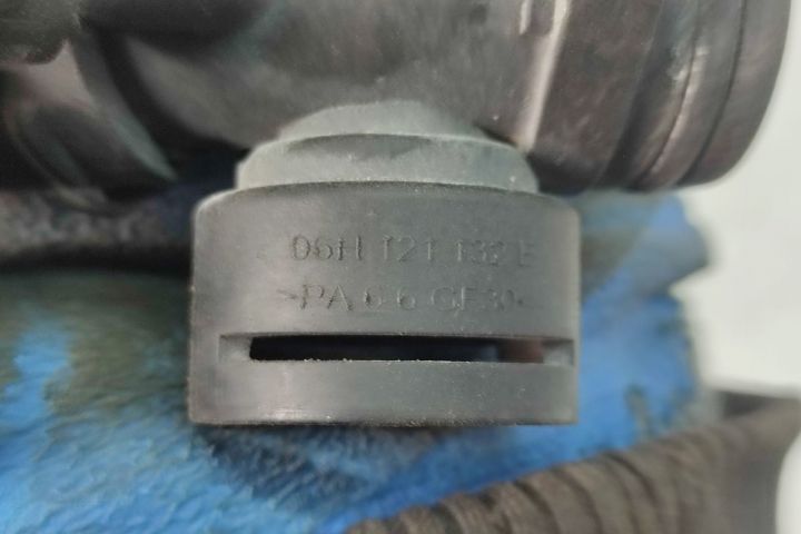 Conducte apa s5000223 06h121132e Audi A4 B8/8K  [din 2007 pana  2011] seria