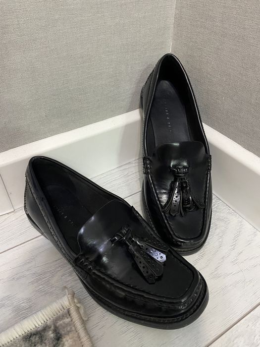 Продам лоферы charlies & keith