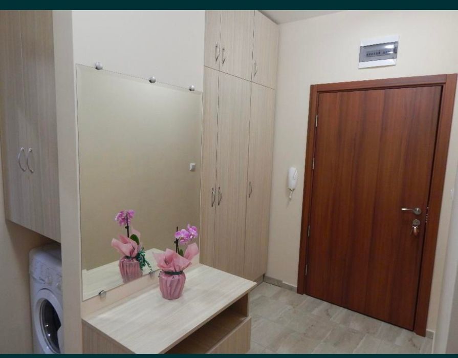 Дава се под наем Двустаен апартамент в к.к. Св.Св. Константин и Елена - 65 кв.м за 500 € - Снимка #5