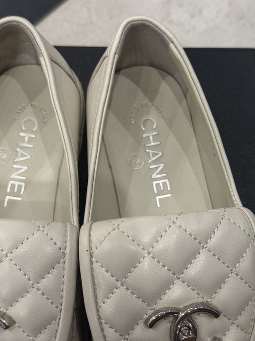 Лоферы белые Chanel