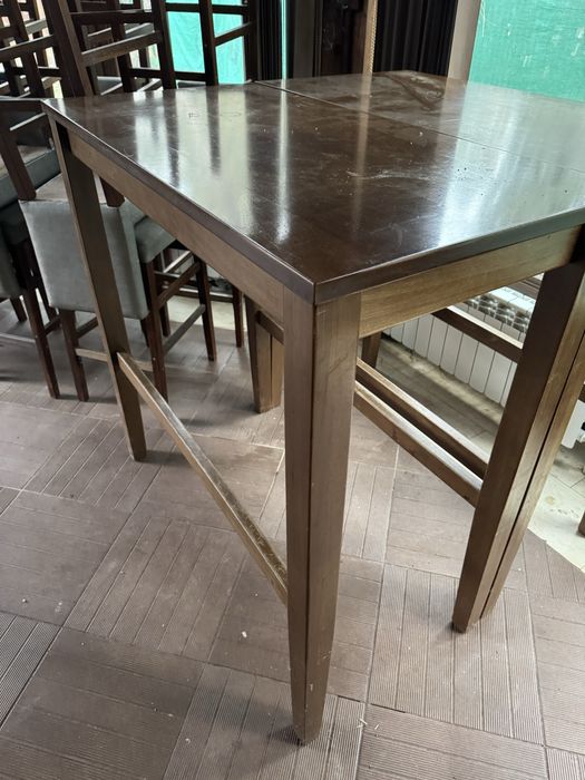 Бар плот бар обзавеждане