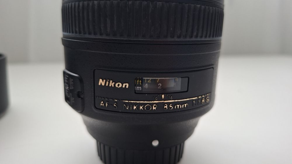 Obiectiv nikon 85mm 1,8 g