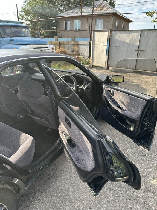 Продам машину Toyota Wimdom