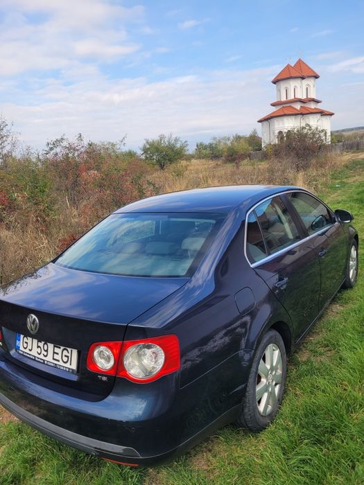 Volkswagen jetta 1.4 benzină an 2010 și variante ieftine