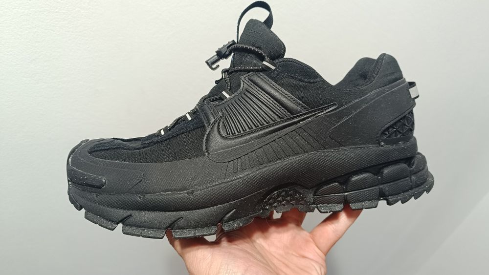 Nike Vomero 44.5 preț 100 ron