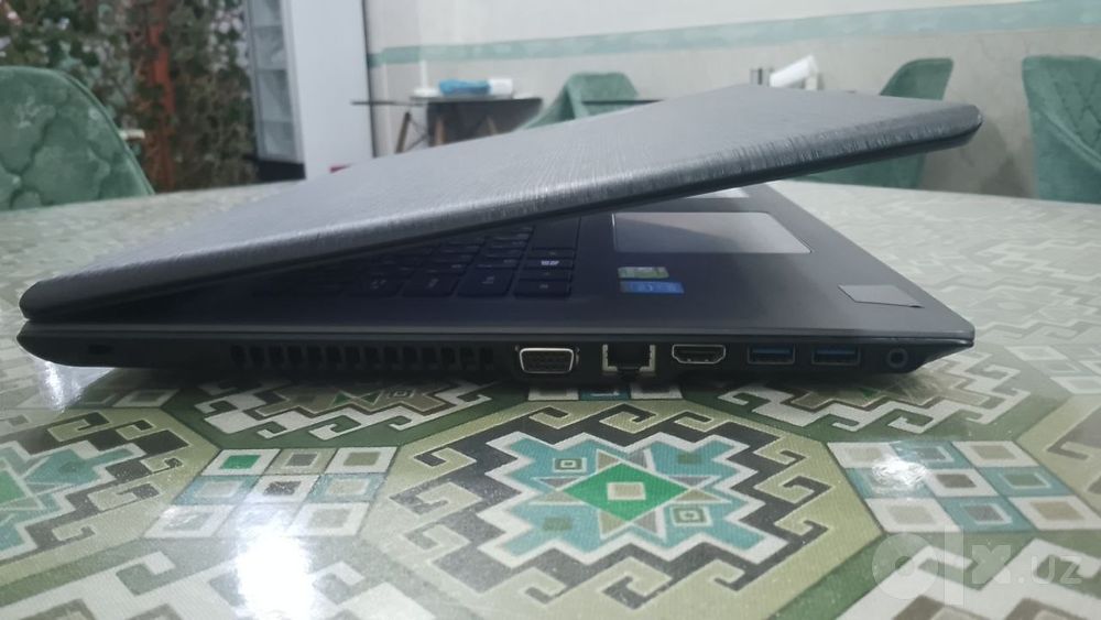 Acer Aspire E 17 отличном состояные