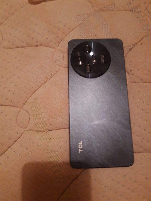 Продавам TLC почти ново с гръб и протектор