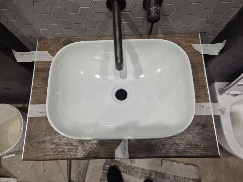 Раковина накладная