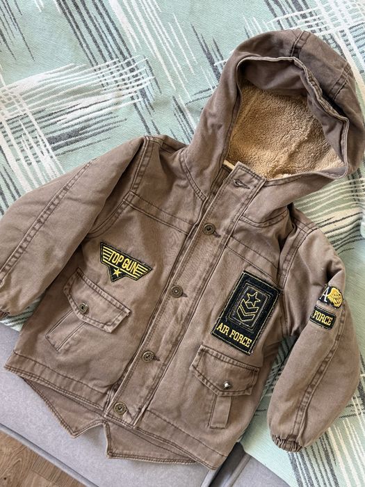 Продам 2 куртки осенние для мальчика