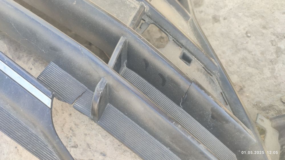 решетка радиатора и телевизор