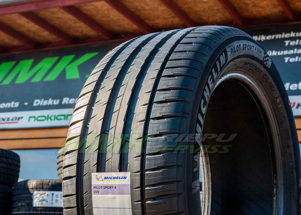 Michelin 295/40 r22 PS4 SUV