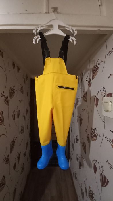 Детский резиновый комбенизон