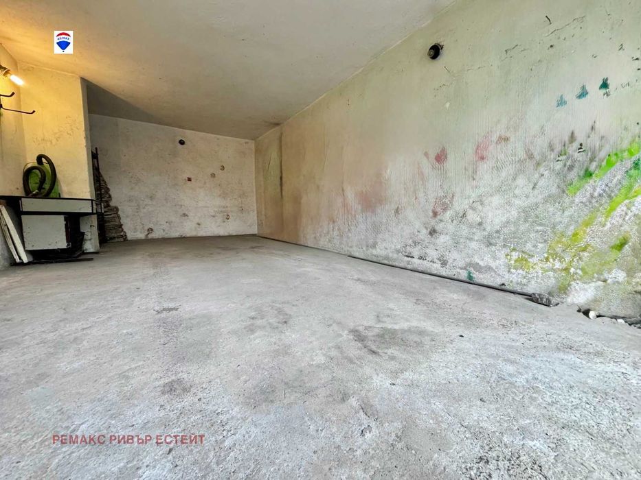Гараж за продажба к.в Родина 1, гр. Русе