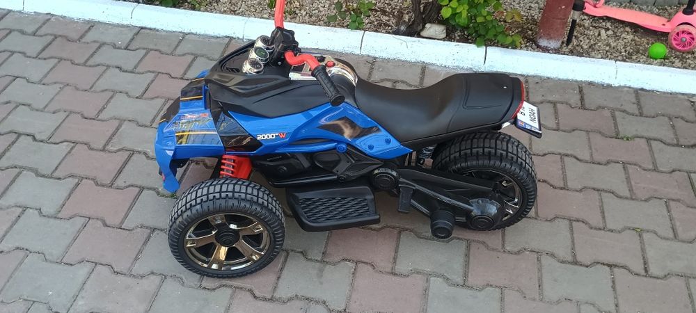 Triciclu electric