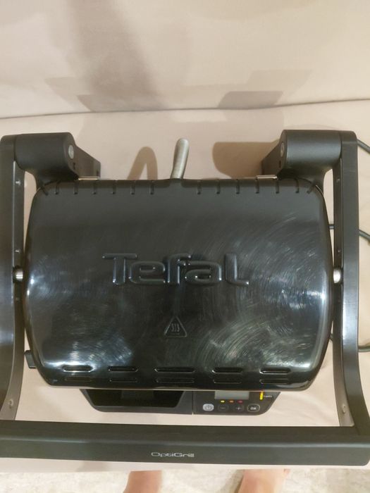 Продавам OptiGrill Tefal