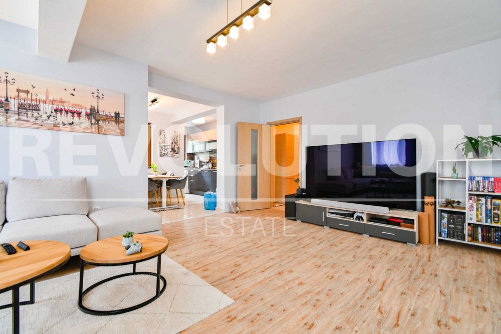 Продава се Четиристаен апартамент в София, Изток - 126 кв.м за 2612 €/кв.м - Снимка #3