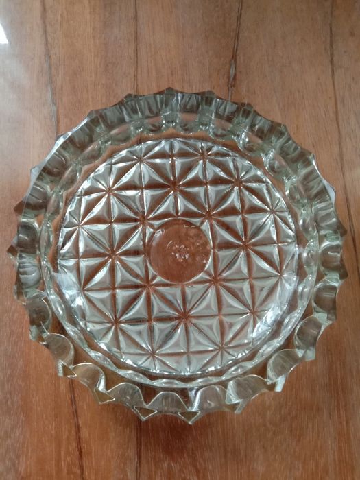 Продам хрустальные вазы по 1 500 тенге