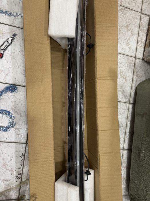 Leapmotor orqa chiroqlari