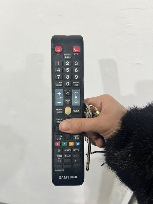 Телевизор SAMSUNG