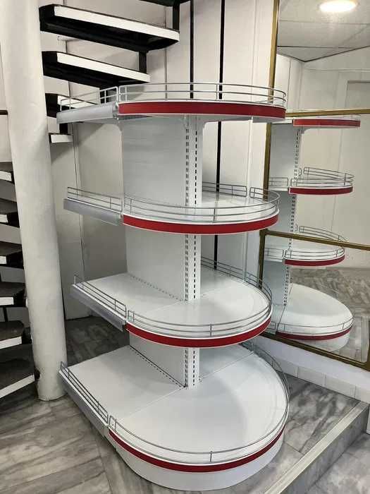 ПРОМО! Островен стелаж със заоблени рафтове