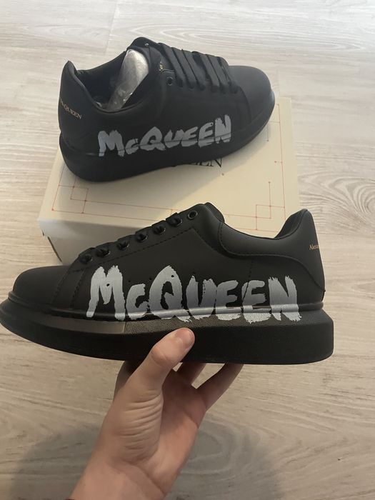 Alexander McQUEEN