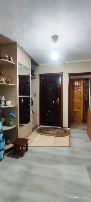 Продам 3-хком квартиру на Дошкольнике