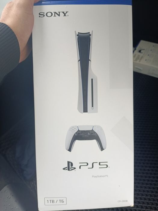 Продам Сони плэстэйшн 5