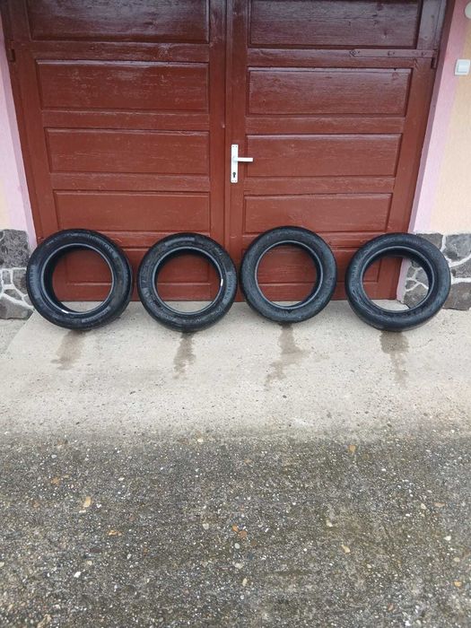 Vând cauciucuri de vară 205/55/16