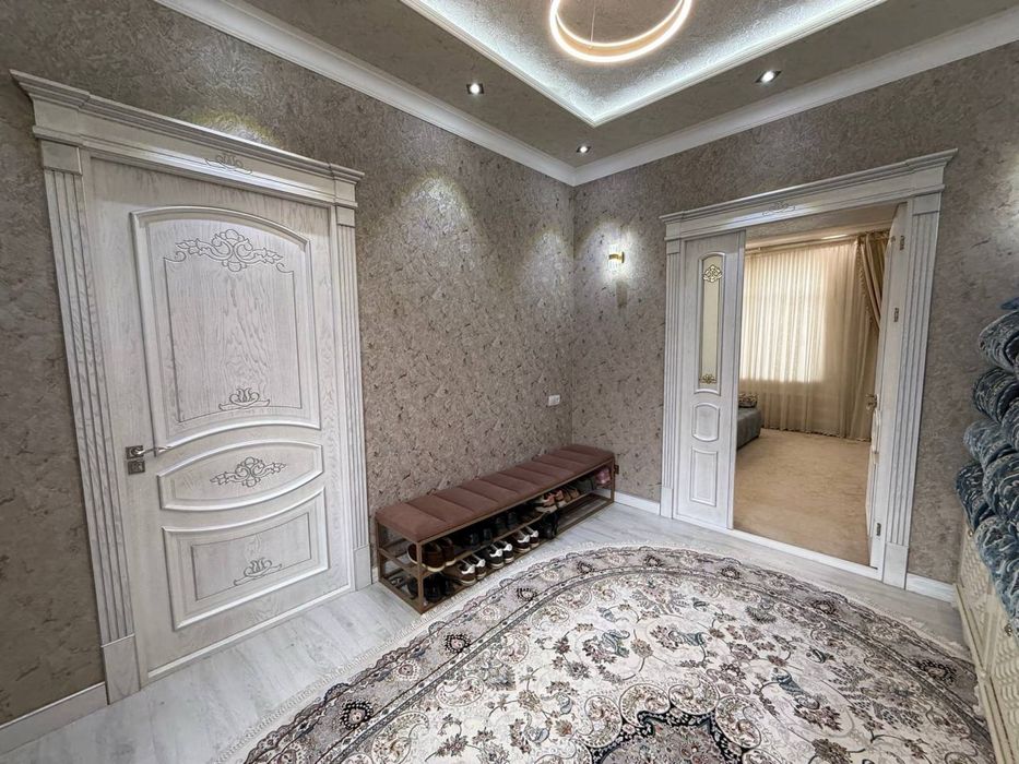 Продаеться дом по цене земли срочно 8.18 соток 5 комнат 2 сан узла