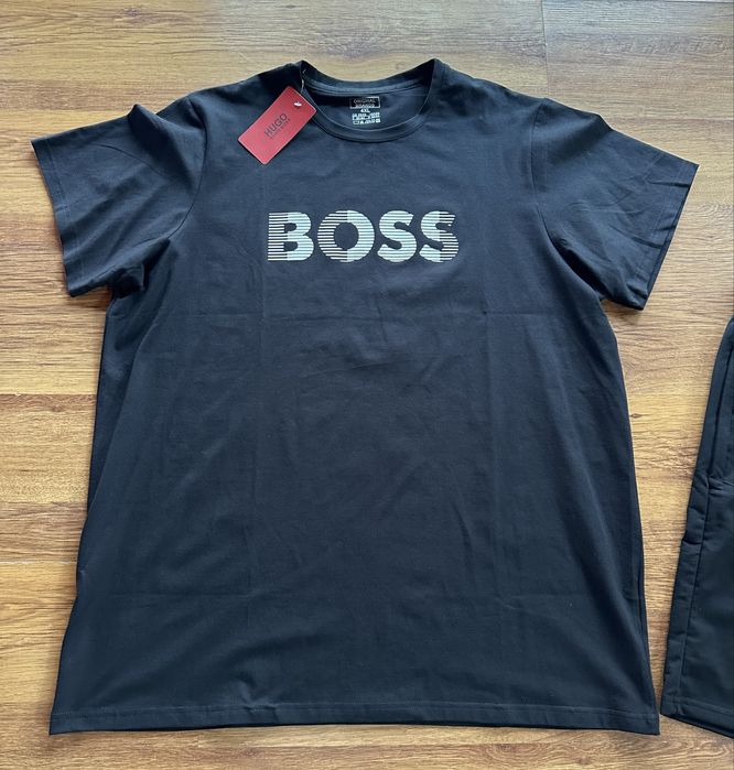 Мъжки,памучен,черен къс комплект Hugo BOSS ГОЛЕМИ РАЗМЕРИ