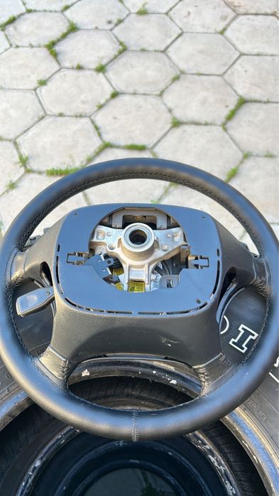 Руль в хорошем состоянии