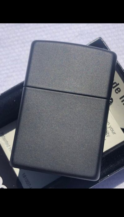 Vând brichete originale Zippo Merces Benz Edition