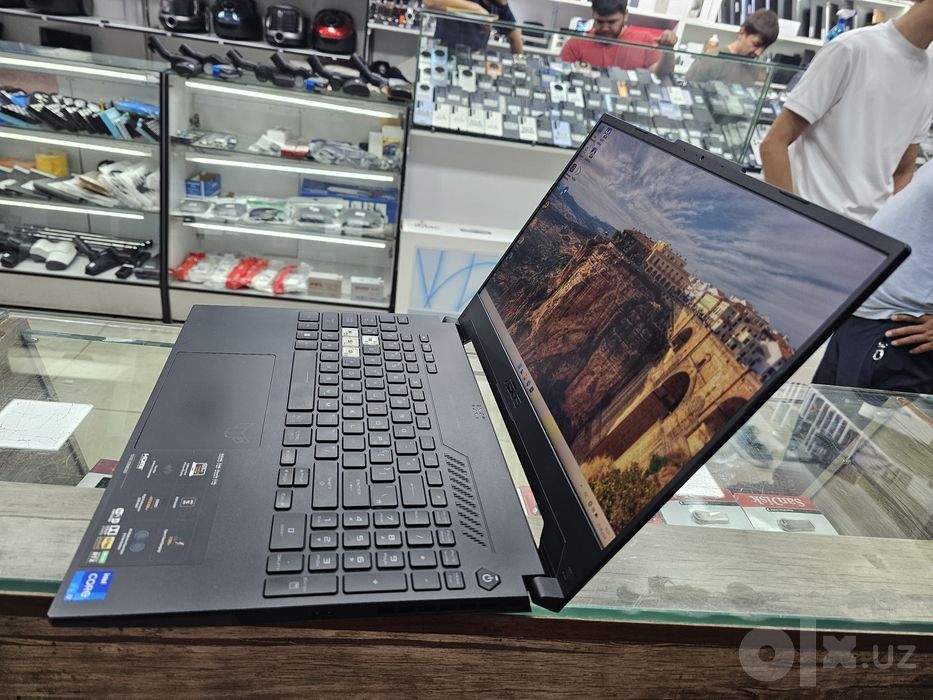 Asus TUF FX517Z Core i7+ RTX3050ti