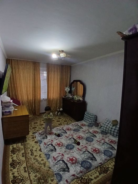 Срочно 2 хонали квартира сотилади!!!