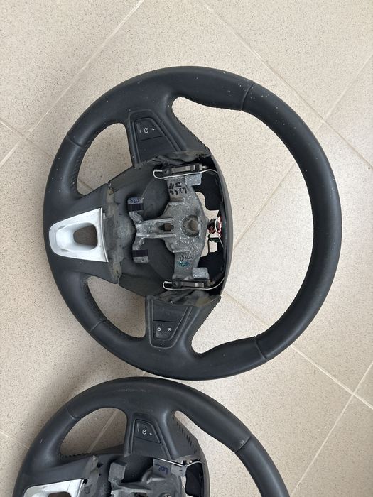 Volan piele comenzi renault megane 3  2013