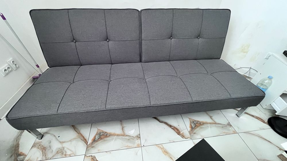 Canapea extensibila jysk impecabilă foarte putin folosită