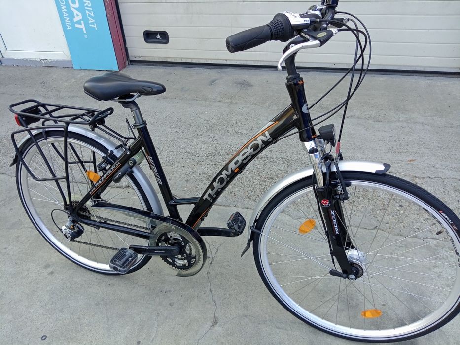 Vând bicicleta Thompson din aluminiu pentru damă