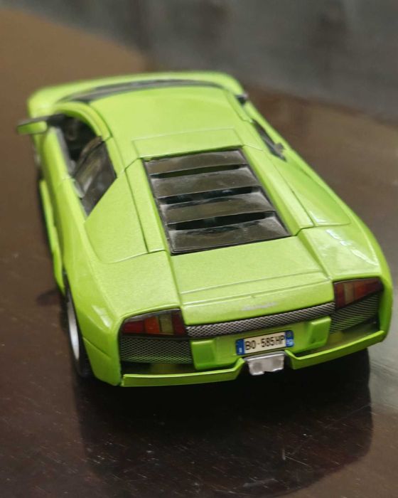 Macheta Lamborghini Murcielago, scara 1:24, Maisto
