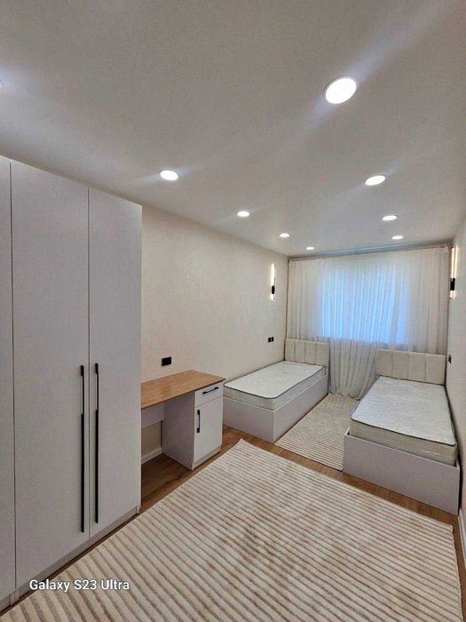 Вторичка кирпич, Чиланзар 2 квартал, 4 комнаты новый ЕВРО ремонт