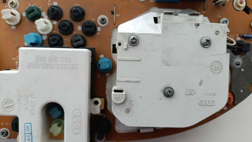 Щиток приборов audi 80