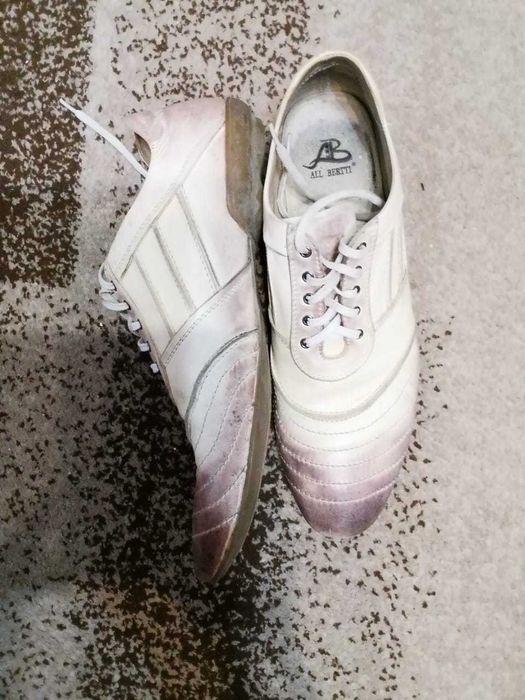 Срочно продам обувь