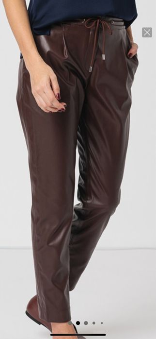 Дамски кожен панталон HUGO