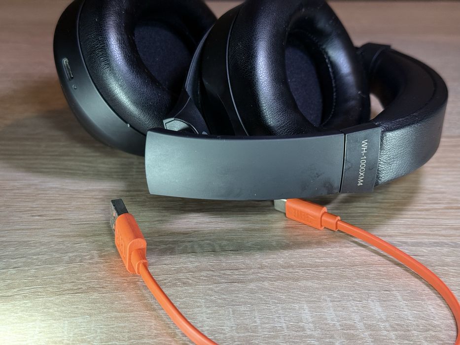 Sony WH-1000XM4