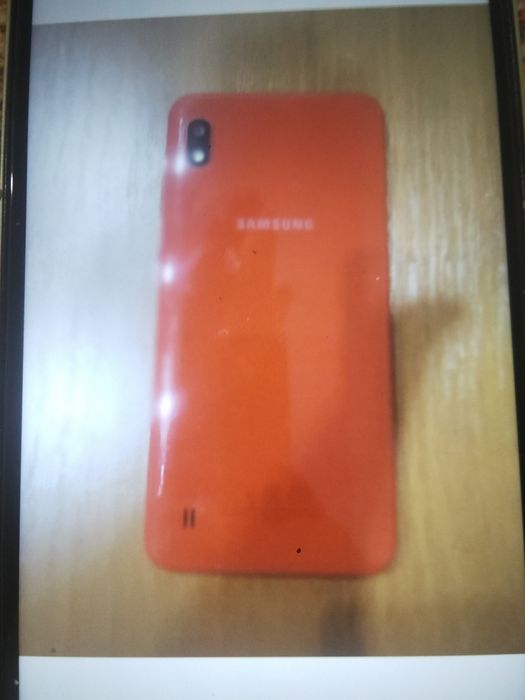 Продам Самсунг а 10